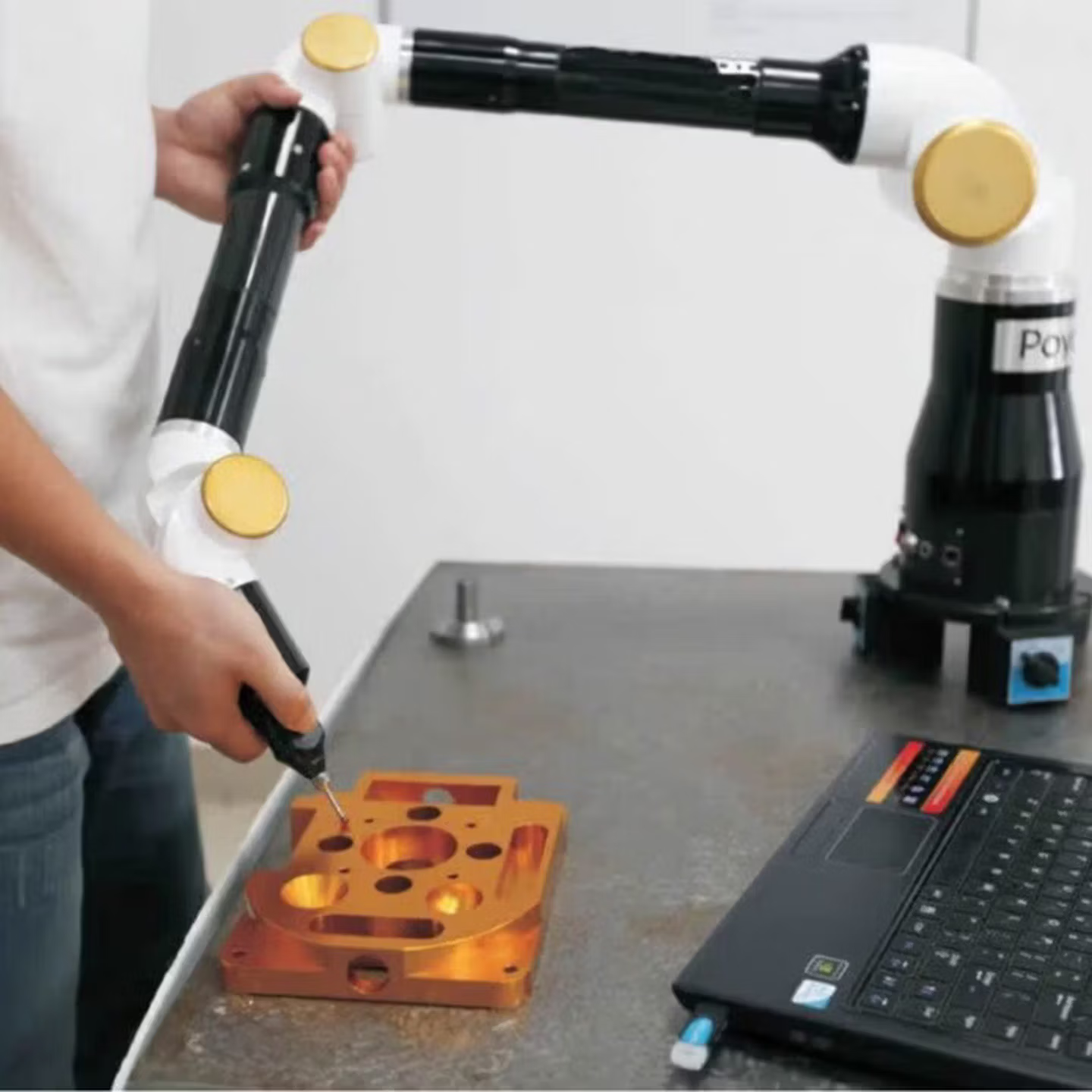 c8d07e3e-f623-4957-98ec-e6ad22dbef3e